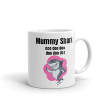 Load image into Gallery viewer, Mummy shark mug, mummy cup, mummy gifts, mother&#39;s day gifts, funny gifts, birthday gifts for mummy, christmas,
